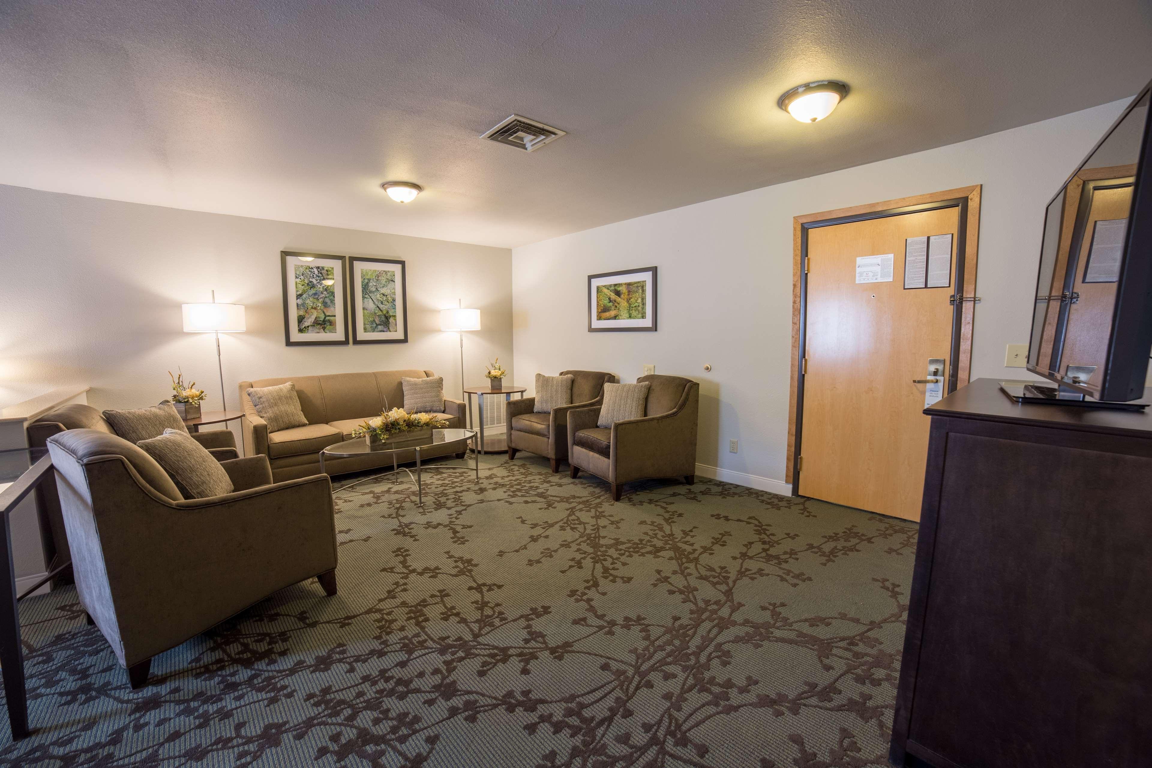 Best Western Black Hills Lodge Spearfish Exterior photo